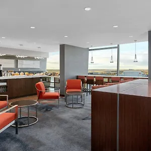 Airport Marriott In-terminal Hotel