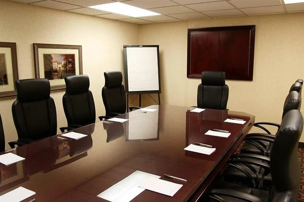 Hotel Hampton Inn & Suites By Hilton Calgary-Airport