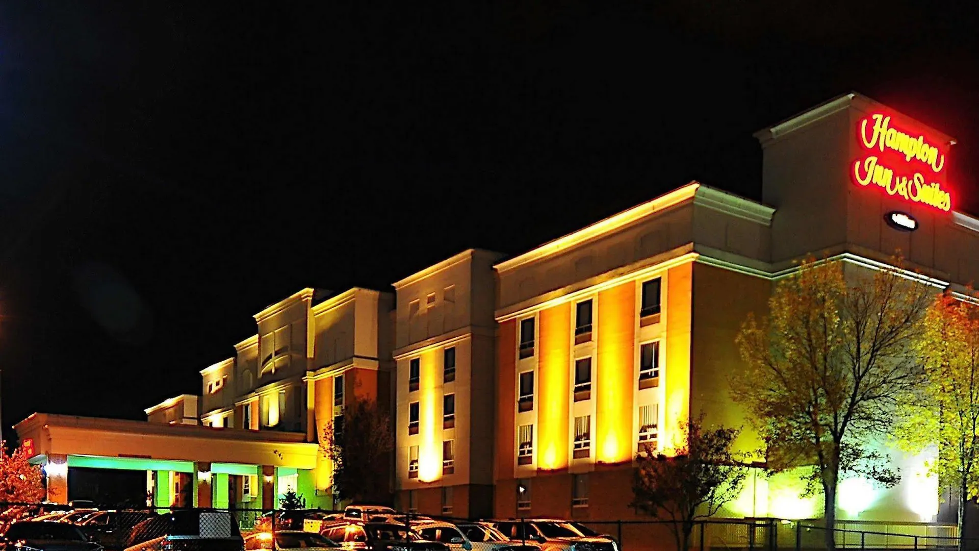 Hampton Inn & Suites By Hilton Calgary-Airport 3*, Calgary