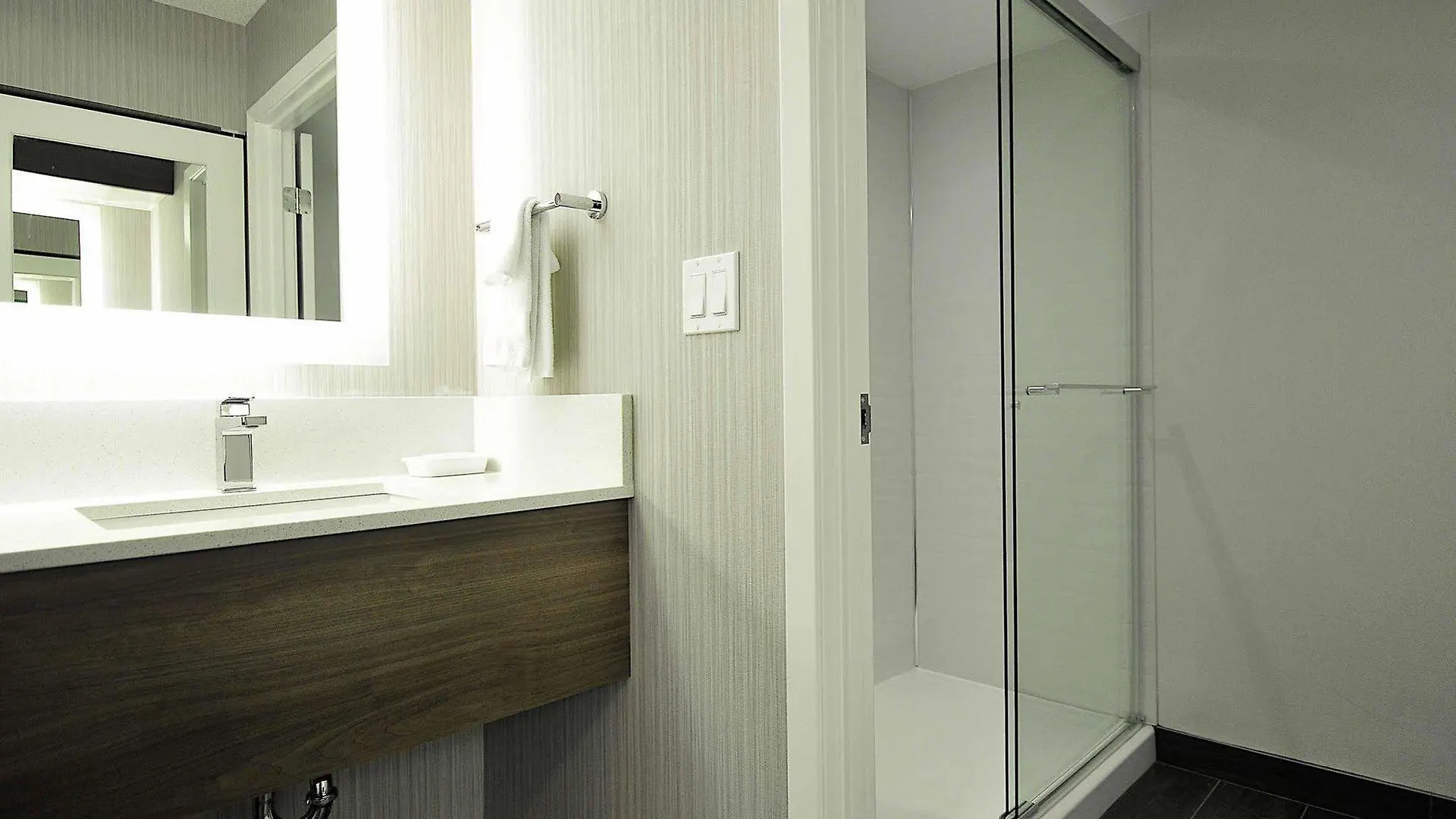 Hampton Inn & Suites By Hilton Calgary-Airport Canada