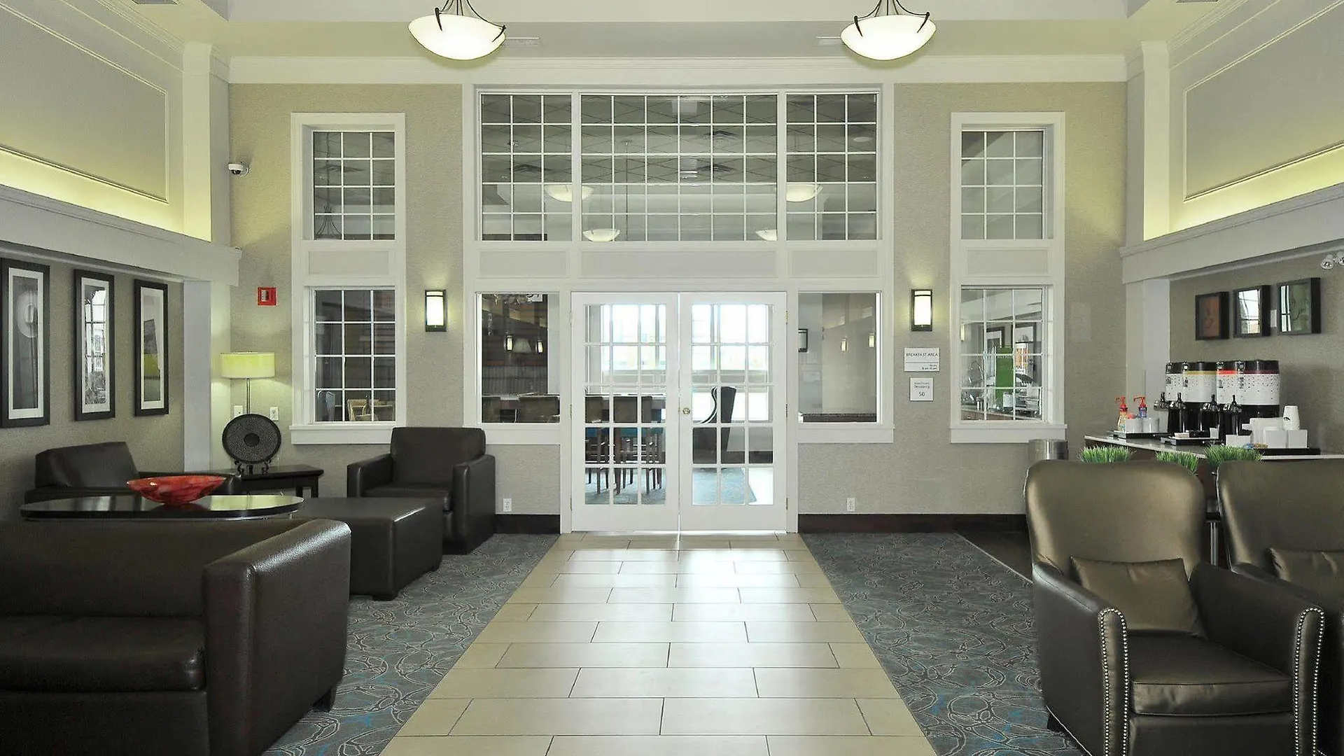 Hotel Hampton Inn & Suites By Hilton Calgary-Airport