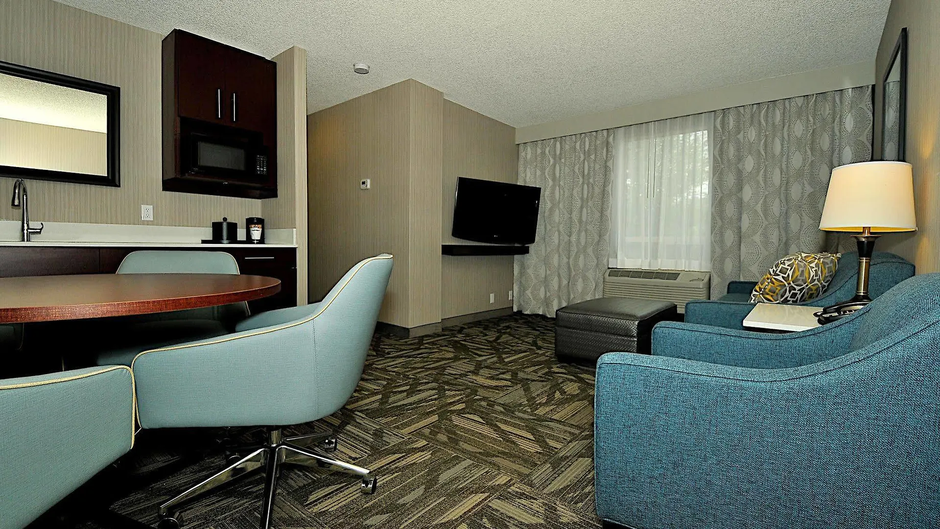 *** Hotel Hampton Inn & Suites By Hilton Calgary-Airport Canada