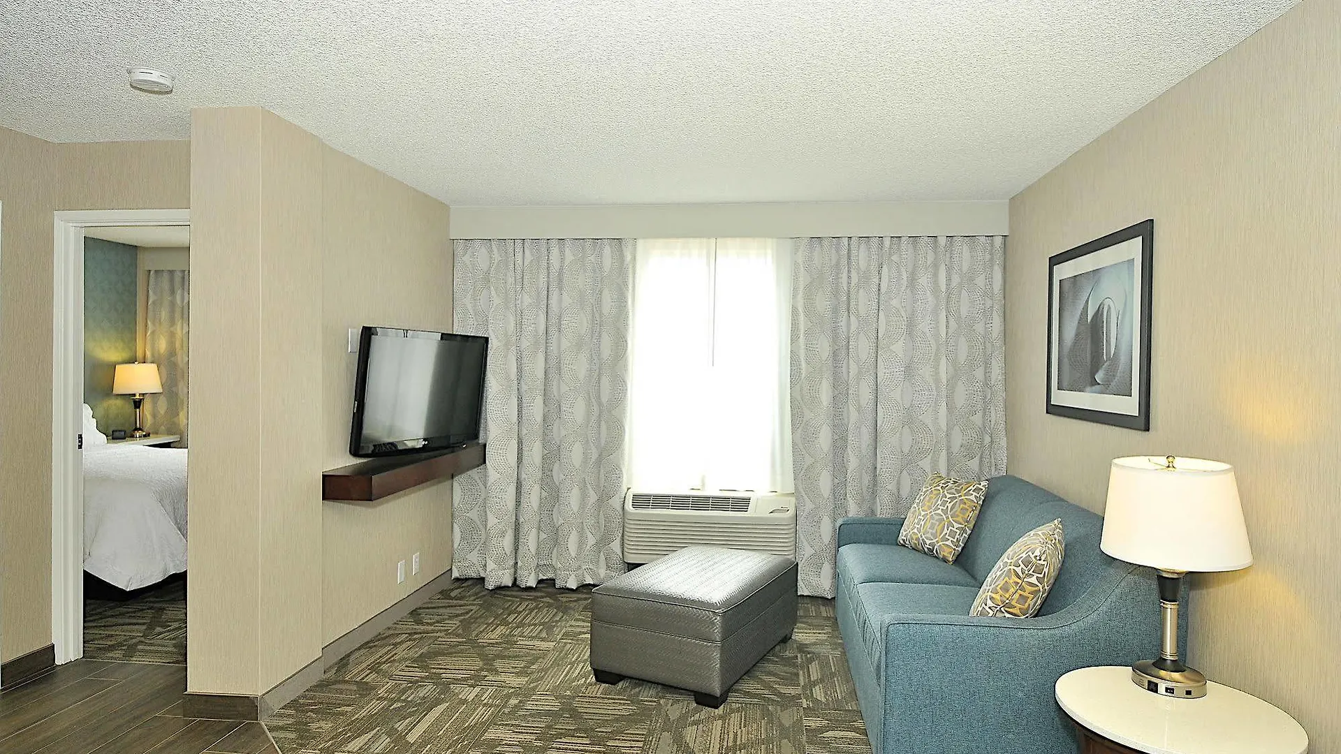 *** Hotel Hampton Inn & Suites By Hilton Calgary-Airport Canada